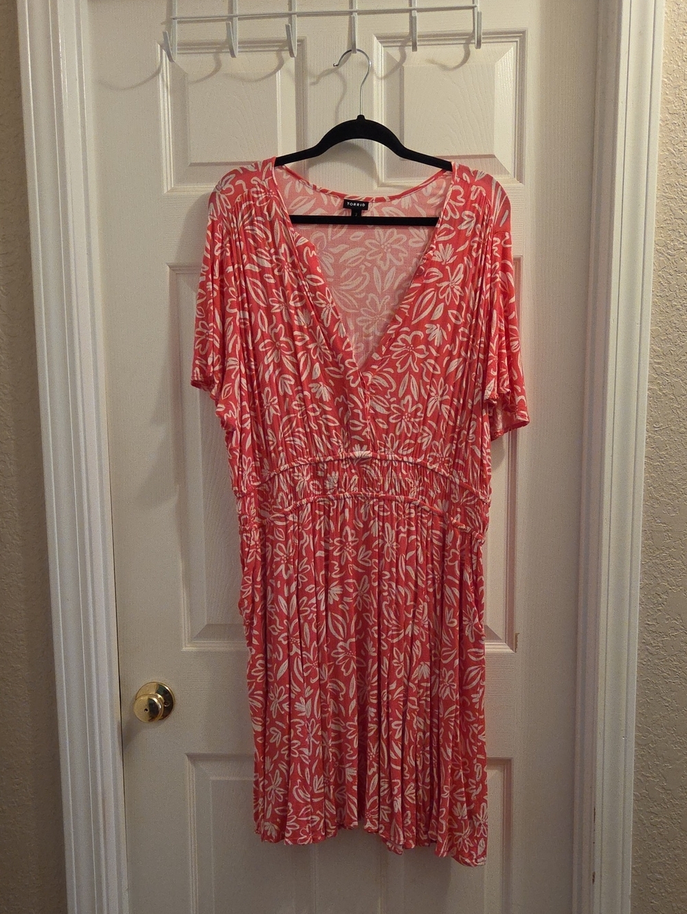 torrid Hot Pink and White Floral V-Neck Dress